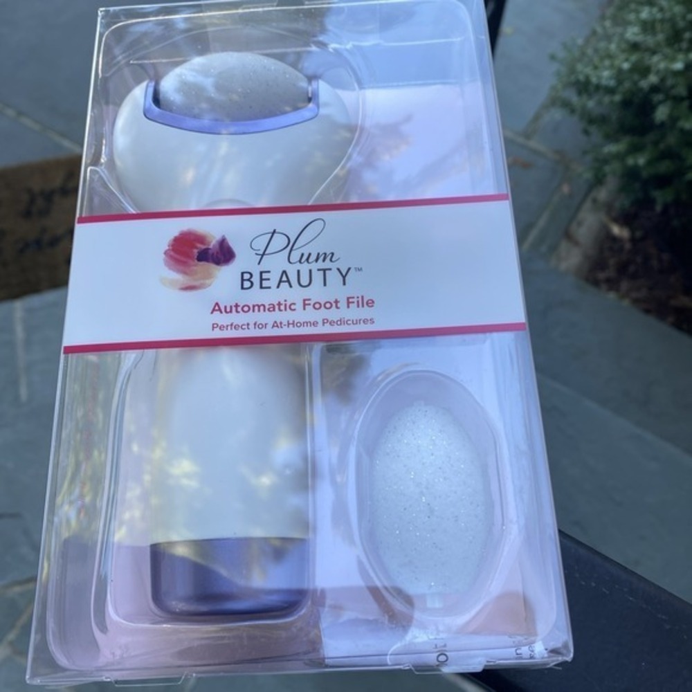 Plum Beauty Automatic Foot File, Perfect for Pedicure, Callus Removal. ‎  3636